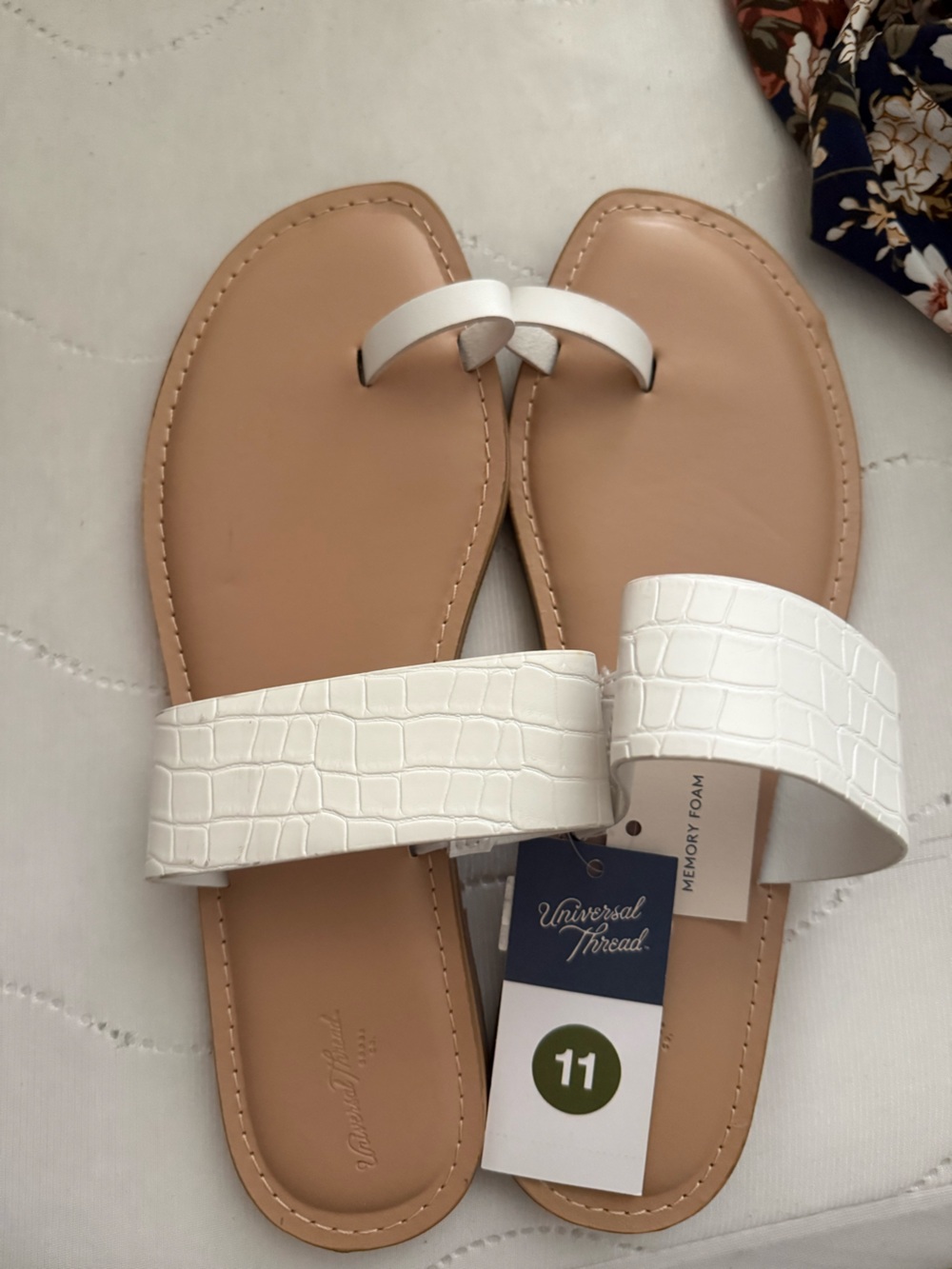 Universal Thread White Croc-Embossed Slide Sandals with Tan Footbed